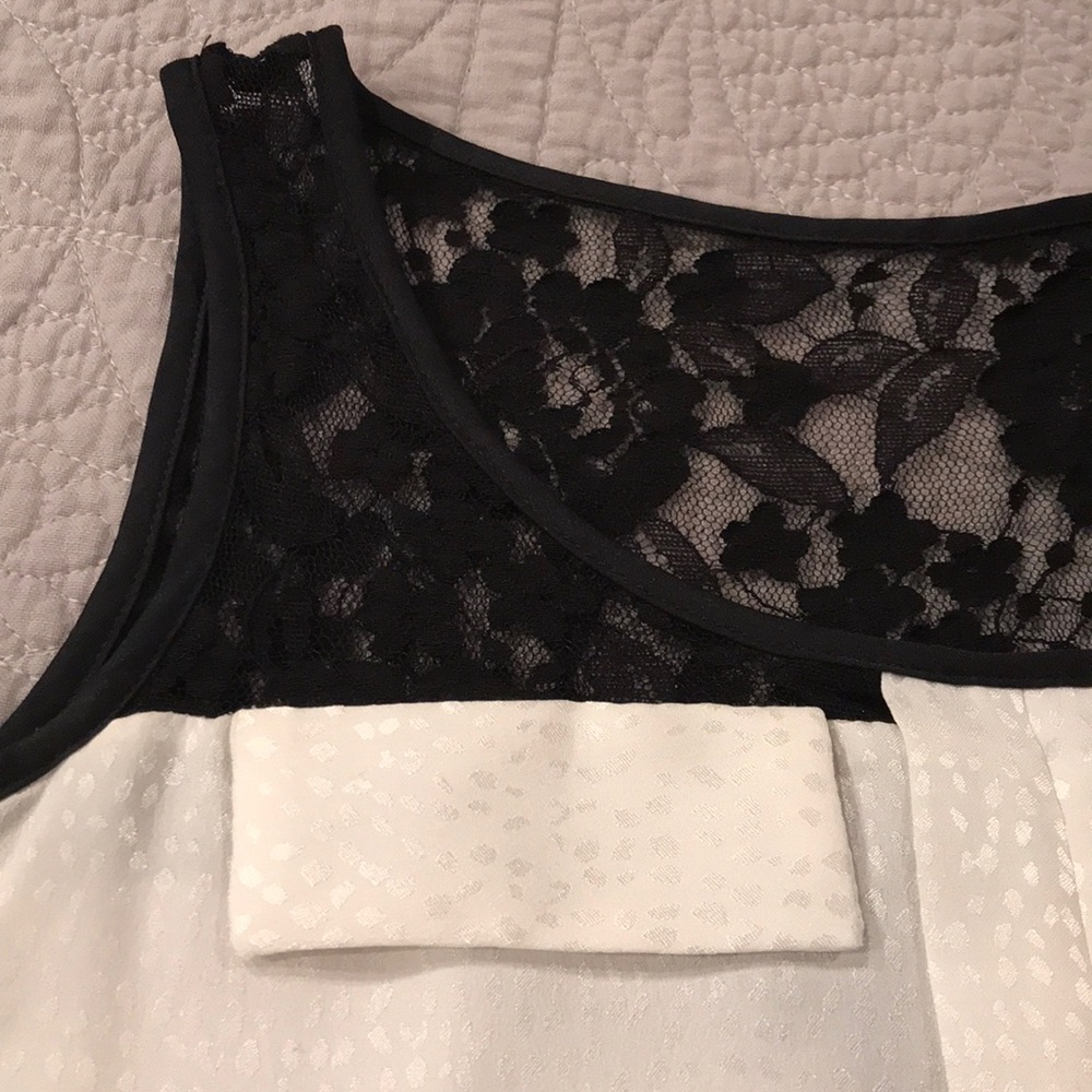 Express Tank Top - Picture 2 of 8